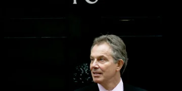 BBC publica que ex Primer Ministro Tony Blair se reunió con Jefrey Epstein durante su mandato