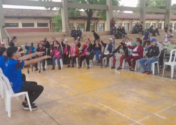 Jornada de atención médica para adultos mayores en Encarnación