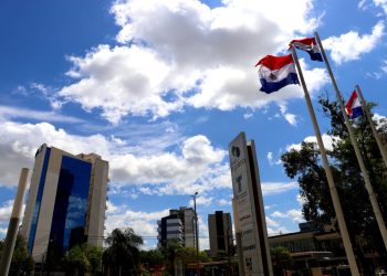 FMI elevó su proyección para economía paraguaya al 4,4%