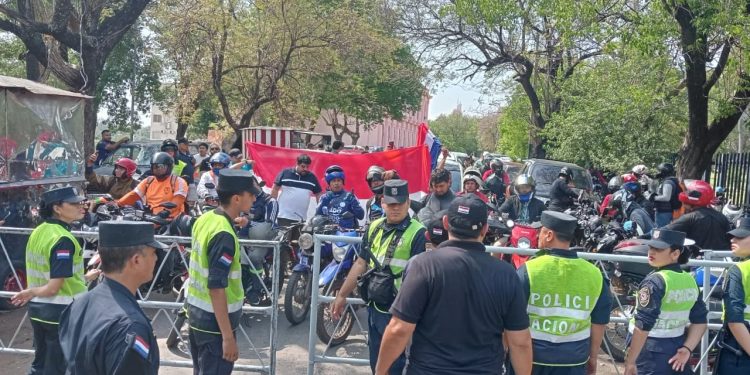 Trabajadores piden a Fiscalía desestimar causa sobre motolbolt imputado