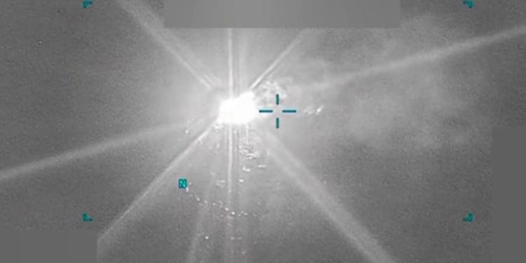 EE.UU atacó otro barco en el Caribe, en el que por primera vez hay supervivientes