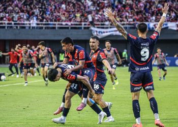 Hablan de «premio triple» para jugadores de Cerro si ganan el Superclásico