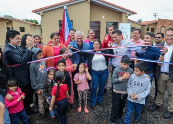 Gobierno entrega viviendas dignas a familias de Alto Paraná