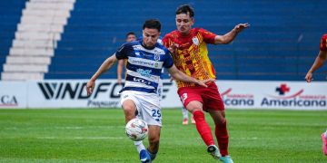 Ameliano se juega una de sus últimas chances coperas, frente al 2 de Mayo que vive un histórico momento