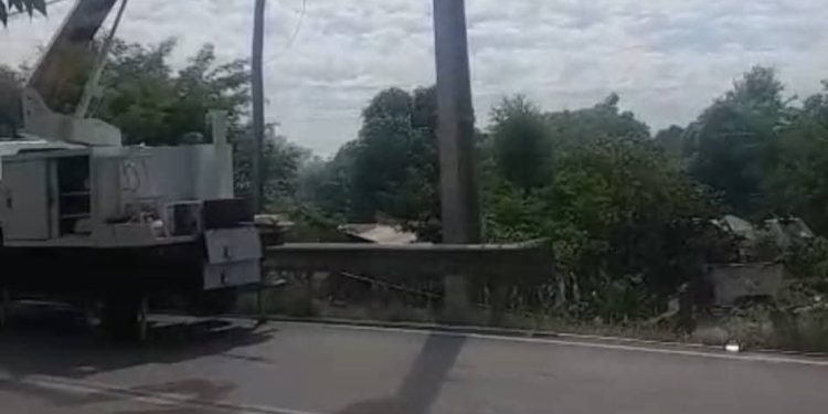 Trabajador falleció al recibir descarga eléctrica cuando operaba por columna de ANDE