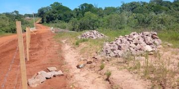 Propietario afirma que MOPC construyó un puente que perjudicaría su establecimiento