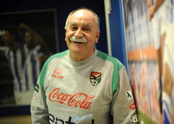 El fútbol mundial despide a Javier Azkargorta, un entrenador que dejó huella en Bolivia