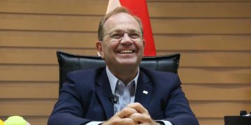 A Camilo Pérez le seduce la magnitud del desafío y en los próximos días tomará una decisión