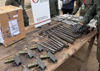 Nuevos controles de la DNIT a quienes importan armas en Paraguay