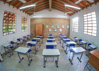 Colegios privados rechazan mover vacaciones escolares al calendario del Mundial