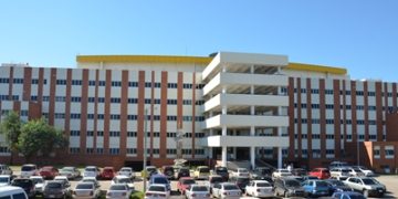 Médicos de Clínicas ofrecen cirugías de hernia inguinal gratuitas