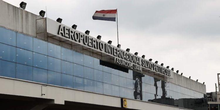 Lanús y Mineiro arribarán este miércoles y vuelos chárter llegarán el sábado