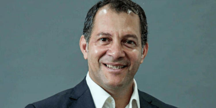 Tomateros acusan a ministro de Agricultura de arrogarse sus logros en exportación