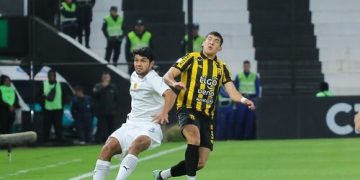 Obligado a ganar para seguir en la punta