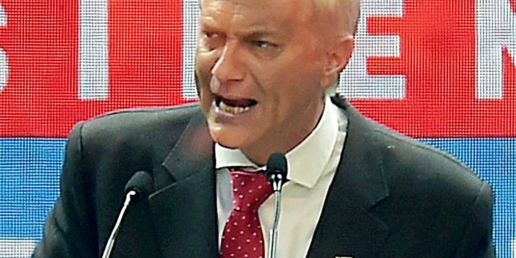 Chile elige nuevo presidente esperándose una inminente segunda vuelta