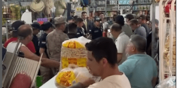 Comerciantes de Alberdi acusan de excesos a interventores de la DNIT durante operativo en verdulería