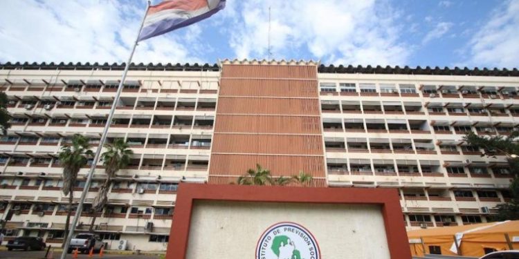 Empleados del IPS dan visto bueno, en principio, para implementación de automatización de triaje