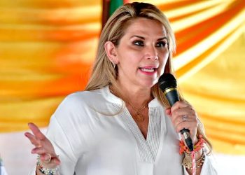 Justicia boliviana anula condena contra expresidenta Añez