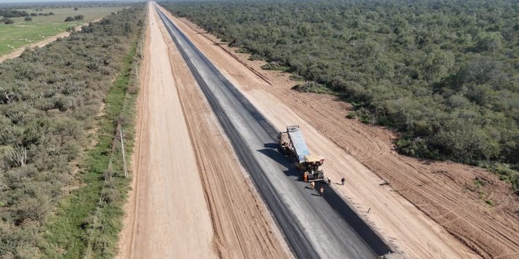 Ejecución sostenida de obras en el Lote 1 del Corredor Bioceánico impulsa el desarrollo regional