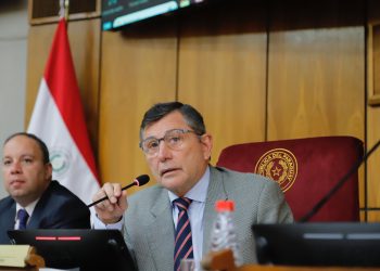 Pettengill: «si me piden, accedo porque no me gusta ser el candidato de alguien»