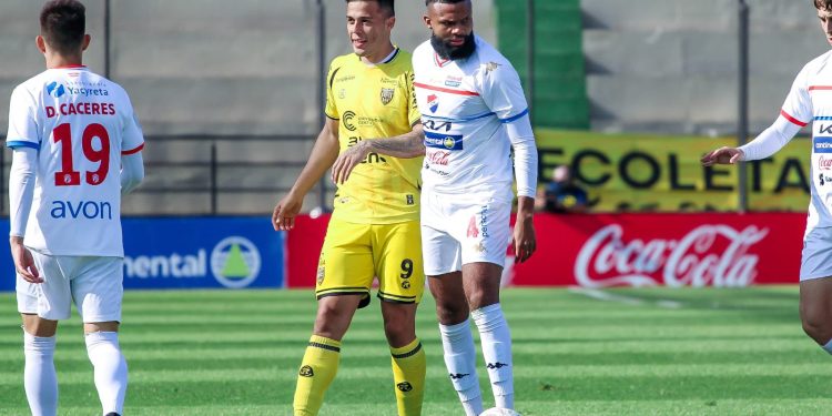 Recoleta FC y Nacional van por la última victoria del 2025