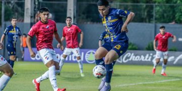 Duelo de vanguardia en barrio Obrero