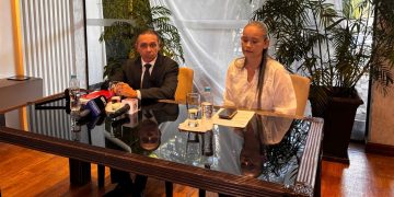 Denuncian que maniobra judicial es ante la candidatura de Silvia Lindstron como intendente