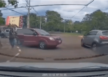 Intento de asalto a balazos en Ciudad del Este a distribuidor de aparatos electrónicos