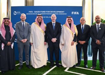 La FIFA y el Fondo de Desarrollo de Arabia Saudita firmaron un acuerdo financiero