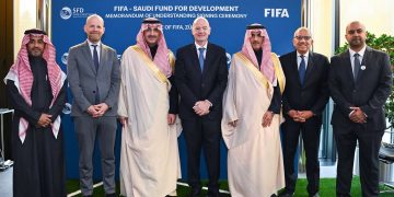 La FIFA y el Fondo de Desarrollo de Arabia Saudita firmaron un acuerdo financiero