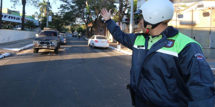 Policía Nacional pide a ciudadanía denunciar abusos de la PMT en las calles