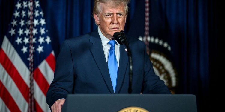 Trump anunció el «cierre total» del espacio aéreo de Venezuela