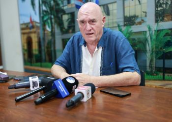 Unas 220 mil personas se registraron para ganar parte del salario de senador