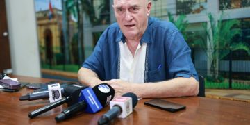 Unas 220 mil personas se registraron para ganar parte del salario de senador