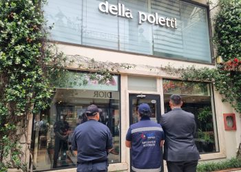 DNIT controla 4 locales de venta de mercaderías de lujo por posible evasión y contrabando