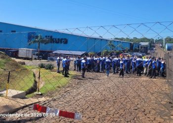 Dueña de fábrica genera evacuación con falsa alarma de bomba