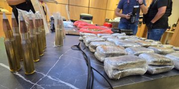 Desbaratan a presuntos distribuidores del Comando Vermelho en 4 Mojones