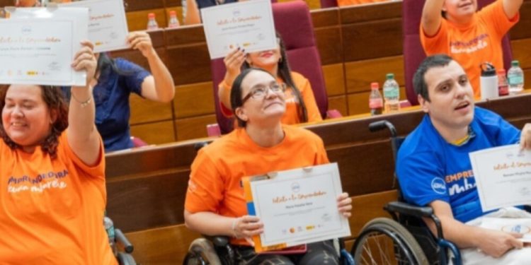 200 personas participaron del Segundo Foro “Mujeres Construyendo Inclusión”