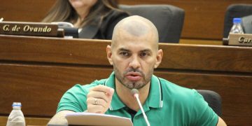 Hugo Ramírez decide apoyar a Dani Centurión para la intendencia