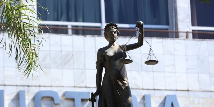 Confirman condena a 19 años de cárcel a mujer que asesinó a su patrona para robarle