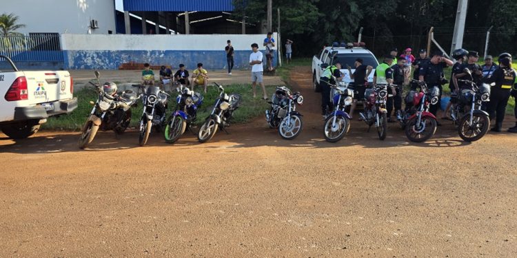Operativo «anti carreras» deja varias motos incautadas en Minga Guazú