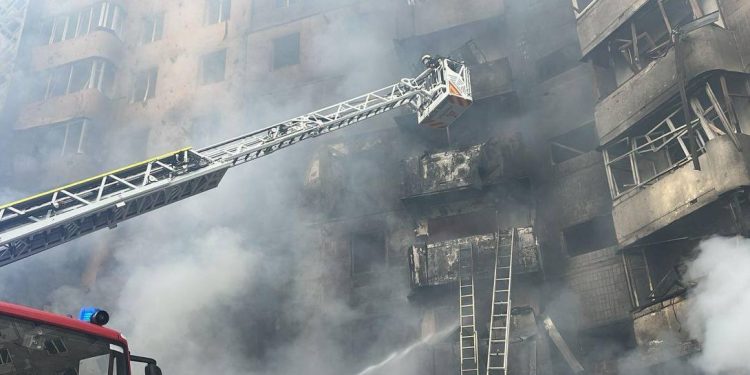 Rusia lanzó drones y misiles contra Ucrania: dejó al menos nueve muertos