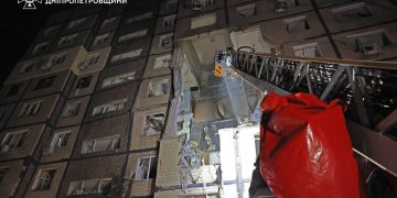 Nuevos bombardeos rusos en Ucrania matan al menos seis personas