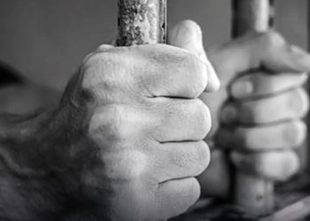 Condenan a un pastor brasileño a 25 años de cárcel por abusar de sus nietas