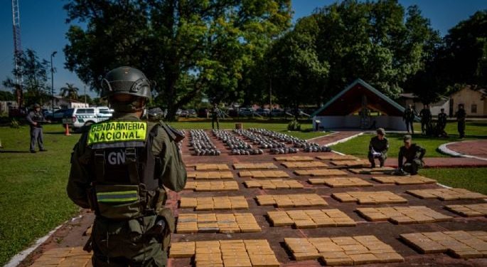 Argentina detectó casi 2.700 kilos de marihuana en camión procedente de Paraguay