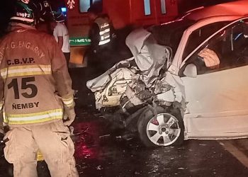 Choque frontal entre automóvil y camioneta deja un fallecido en Ypané