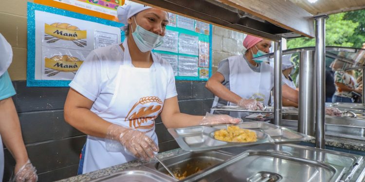 Fin del cheque como medio de pago para «Hambre Cero»