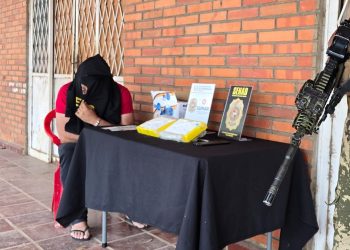 Arrestan a policía que transportaba dos kilos de cocaína