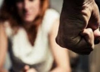 Imputan a joven detenido en Luque por violencia familiar