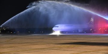 Vuelo cancelado tras agresión de un pasajero a tripulante y un policía